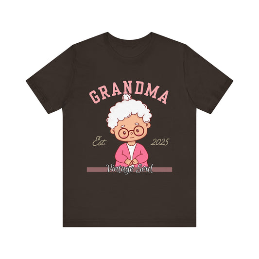 Vintage Grandma Unisex Tee - Perfect for Grandparents Day, Birthday Gift, Family Reunion Shirt, Cute Cartoon Design, Fun Casual Wear