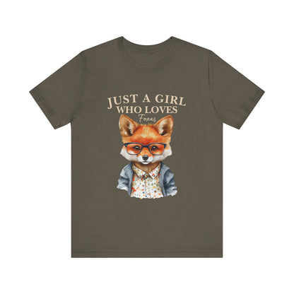 Cute Fox Graphic Tee for Animal Lovers, Fun Gift for Girls, Nature Lover Shirt, Animal Themed Apparel, Perfect for Casual Outings