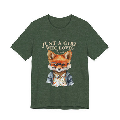 Cute Fox Graphic Tee for Animal Lovers, Fun Gift for Girls, Nature Lover Shirt, Animal Themed Apparel, Perfect for Casual Outings