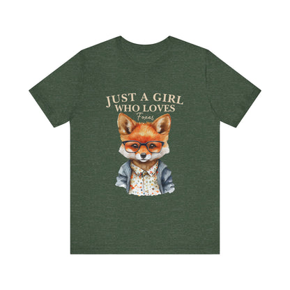 Cute Fox Graphic Tee for Animal Lovers, Fun Gift for Girls, Nature Lover Shirt, Animal Themed Apparel, Perfect for Casual Outings